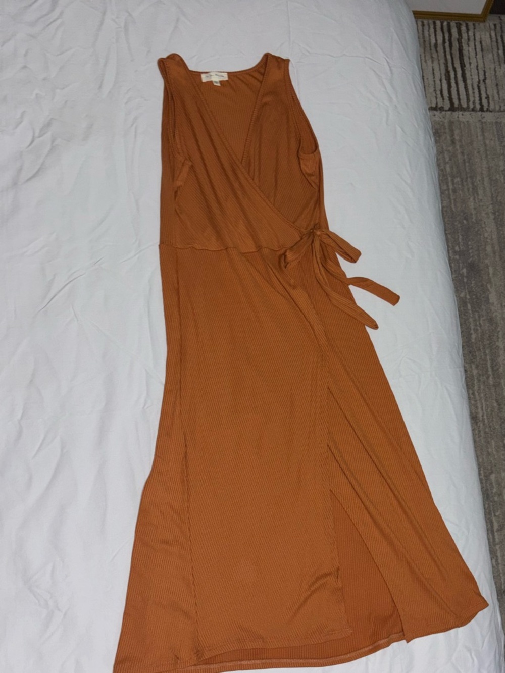 Orange dress with thigh slit